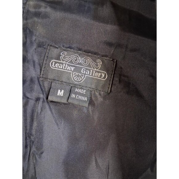 Black Leather Vest With Fringe Chain Accents & Pearl Studs Medium Leather Galler - Picture 5 of 9